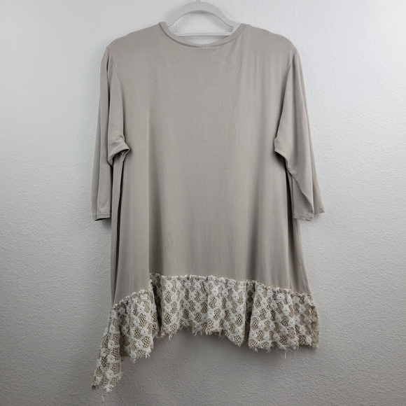 Patricia Woods Pour Filly + Colt Beige Tan Top With Crochet Detail Size Small - Picture 11 of 15